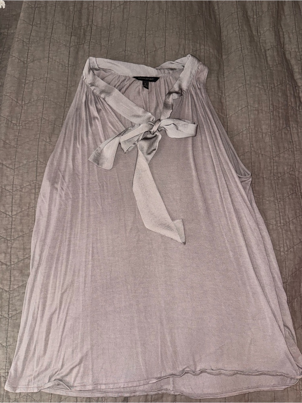 Banana Republic gray Tie-Neck Sleeveless Blouse